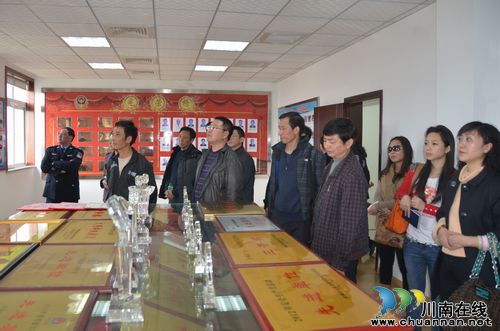 长航泸州公安举办警营开放日活动(图4)