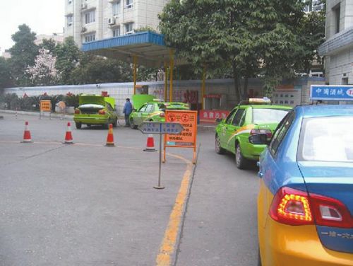 让路工程施工泸州停气26小时&nbsp;今晨已恢复正常(图1)