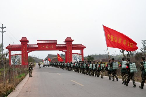 武警自贡支队：红色文化熏陶&nbsp;激励新战士爱国情怀