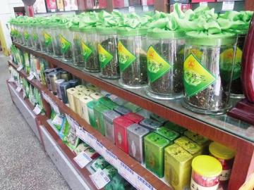 严重干旱 内江市场难觅春茶(图1) 严重干旱 内江市场难觅春茶(图1)