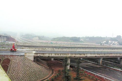 泸渝高速本月底或通车&nbsp;泸州到重庆仅需1.5小时(图1)