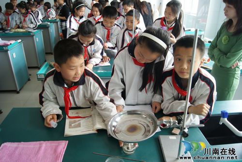 泸州市城北学校教师包揽小学科学说课、优质课竞赛两个一等奖(图2)