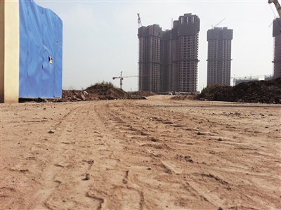 环境聚焦内江：城区在建工地仍有“乱象”(图2)