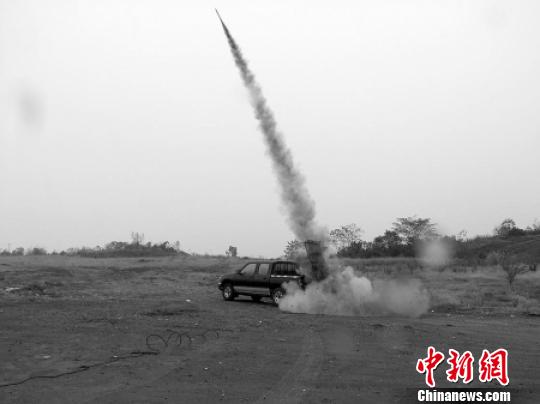 两月发射箭炮弹700余发 泸州向天要水一亿立方(图1) 两月发射箭炮弹700余发 泸州向天要水一亿立方(图1)