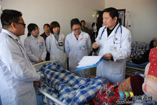 泸医中医院:专家团队基层行 佑护百姓身体健(图3) 泸医中医院:专家团队基层行 佑护百姓身体健(图3)