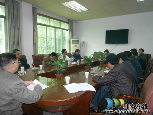 佛荫镇：四乡镇推广农业保险　保自种农户无忧
