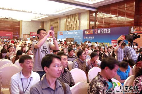 全国十大建材家居品牌联合让利 回馈酒城客户(图3) 全国十大建材家居品牌联合让利 回馈酒城客户(图3)