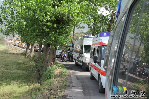 救援泸医附院救援前线报道(一)(图2) 救援泸医附院救援前线报道(一)(图2)