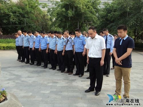 大山坪街道：深切哀悼地震遇难同胞(图1)