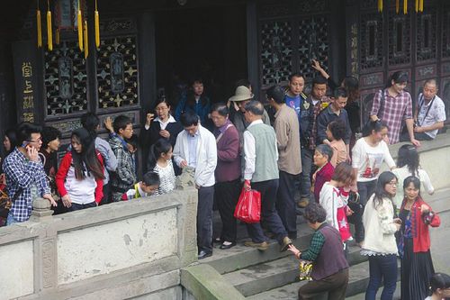 五一假期川南四城"揽金"9亿元 接待游客300万(图1) 五一假期川南四城"揽金"9亿元 接待游客300万(图1)