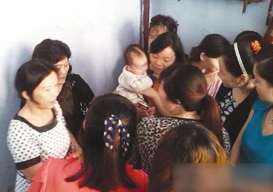 宜宾一对90后情侣吵架&nbsp;丢弃5个月大女婴(图1)