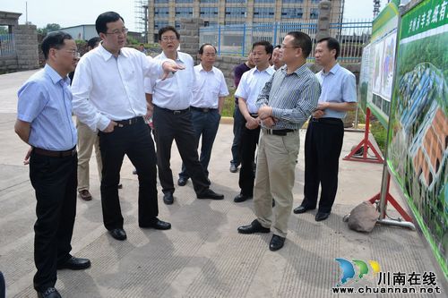 陈文一行莅临叙永园区调研指导(图1) 陈文一行莅临叙永园区调研指导(图1)
