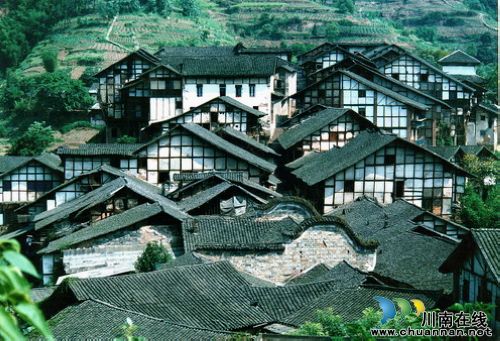 佛宝古镇入选四川100个最美观景•拍摄点(图1)