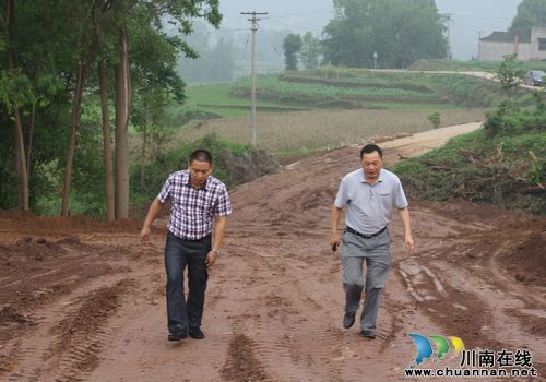 海潮镇：加强公路基础设施建设力度&nbsp;推进乡村旅游产业发展(图1)