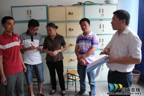 泸县交通运输检查组到喻寺镇检查指导安全运输工作(图2)