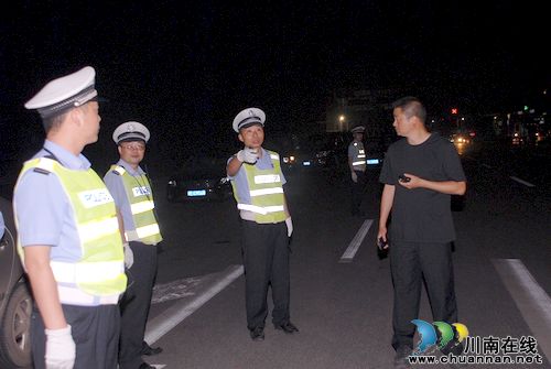 泸州交警全力保障"5.11"矿难事故救援通道畅通(图3)