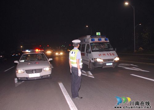 泸州交警全力保障"5.11"矿难事故救援通道畅通(图2)