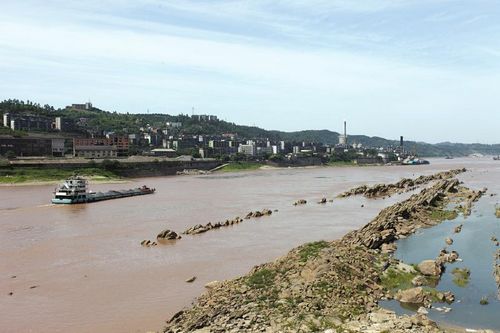 上游截水&nbsp;长江上游航道喊"渴"(图1)