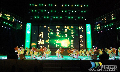 华阳街道：文化公共服务惠百姓(图1)