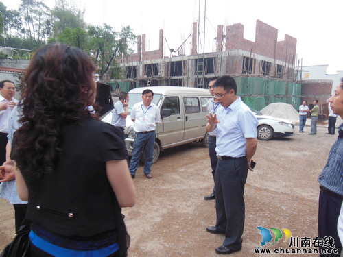 合江县委常委、县委办主任徐兵一行检查佛荫镇企业安全(图4)