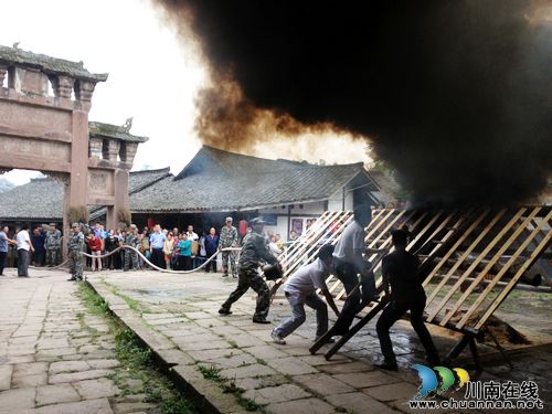 尧坝镇:未雨绸缪,开展初夏大练兵(图2) 尧坝镇:未雨绸缪,开展初夏大练兵(图2)