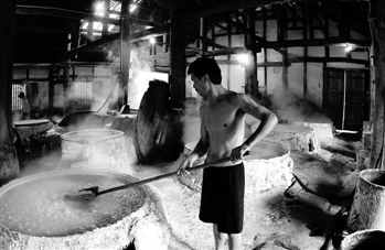 因盐而生 为盐所困 盐都转型(图1) 因盐而生 为盐所困 盐都转型(图1)