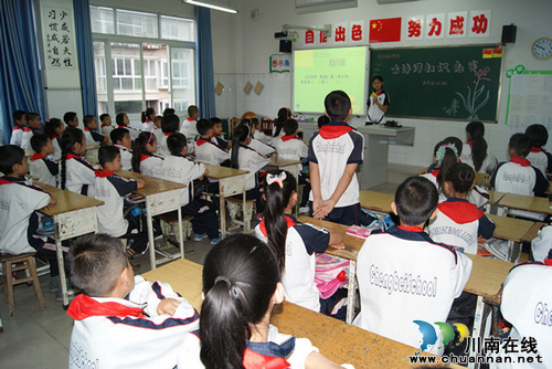 泸州市城北学校图书室开放工作受肯定(图3)