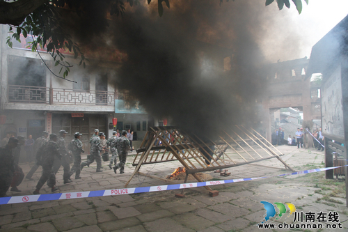 尧坝镇：消防应急演练保古镇安全(图4)