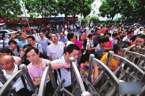 送考车有“特权”&nbsp;泸州城区全面禁噪
