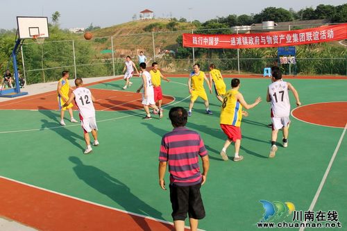 通滩镇：政企联谊话发展&nbsp;携手共筑中国梦(图1)