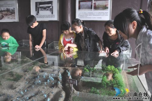 端午小长假&nbsp;泸州"红色旅游"受青睐(图1)