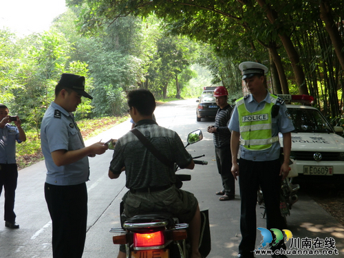 水尾镇：举重拳出全力开展道路交通安全整治