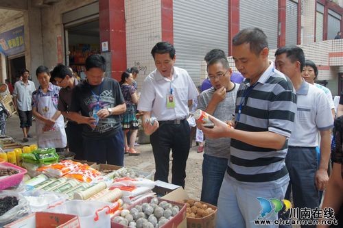 太伏镇：开展食品安全检查