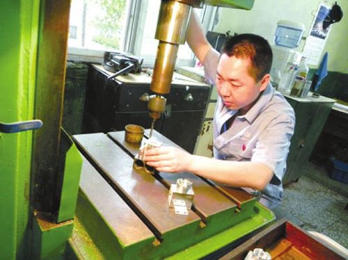 科技发展“神舟十号”气密性由宜宾“控制”
