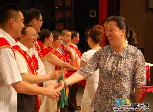 泸州：怀揣中国梦&nbsp;歌颂劳动美(图3)
