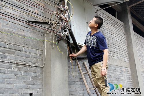 通滩镇:隐患排查 一个不漏抓落实(图2) 通滩镇:隐患排查 一个不漏抓落实(图2)