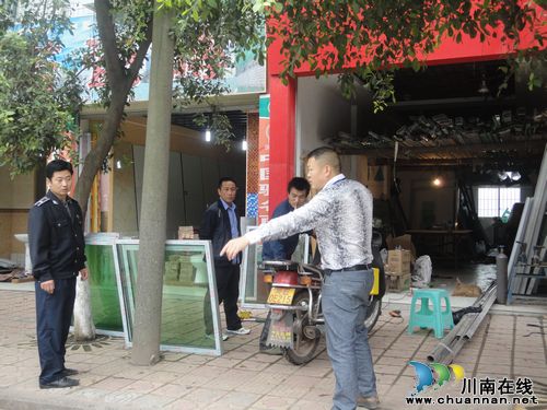 太伏镇：治理市场秩序保洁净(图1)
