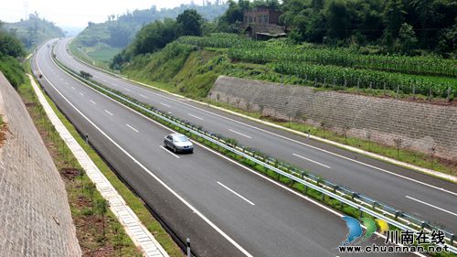 6月28日起 泸渝高速公路试收费3年(图1) 6月28日起 泸渝高速公路试收费3年(图1)
