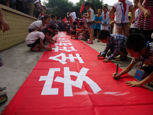 龙车镇：家、校联手，编织学生安全网(图3)