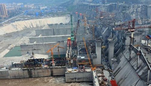 推进大项目&nbsp;5年内宜宾计划完成投资4800亿元