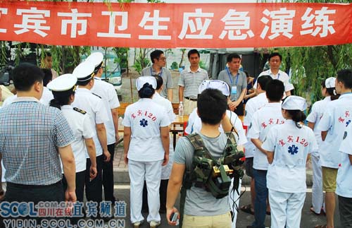不告知就“开练”宜宾卫生系统应急演练很考人(图3)