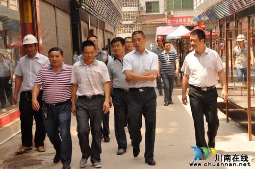 薛学深一行到云锦镇检查指导工作