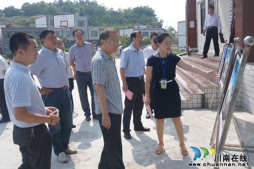 泸州市委组织部调研泸县基层党建工作(图1)