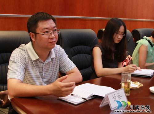 华阳街道:流动党课进企业,非公党建再提升(图2) 华阳街道:流动党课进企业,非公党建再提升(图2)