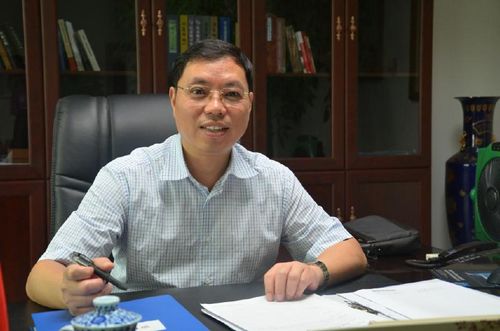 刘永湘:把新型城镇化作为次级突破重要引擎(图1) 刘永湘:把新型城镇化作为次级突破重要引擎(图1)