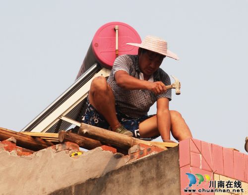 成自泸赤金龙段旧居换新装(图3)