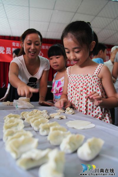 龙马潭区：快乐暑期留守儿童厨艺比拼(图5)