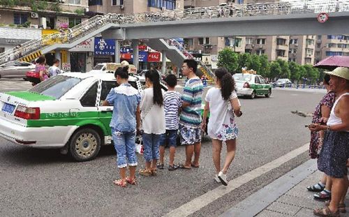 内江要增出租车?29代表齐说YES(图1)