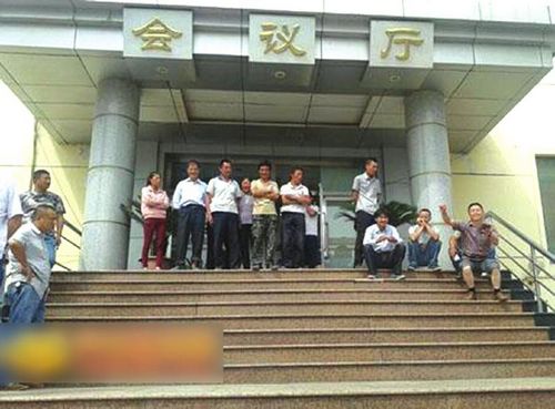 泸州800农民工包头讨薪(图2)