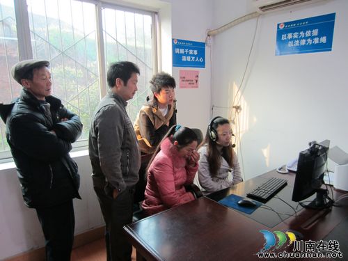 网络探视&nbsp;为服刑人员与家属们的“梦”架起亲情桥梁(图1)